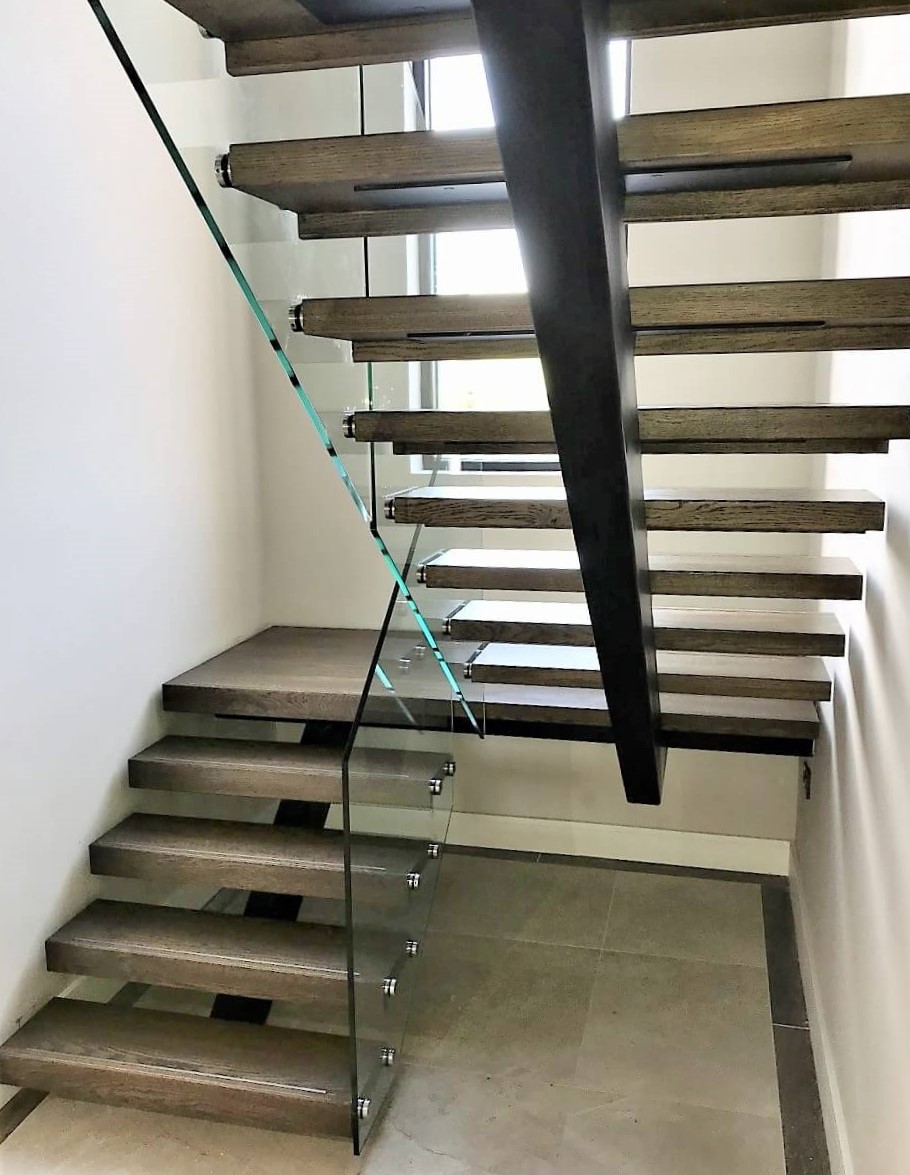 Steel Spine Stairs - AJD Bespoke Stairs in Ireland - Dublin , Kilkenny ...